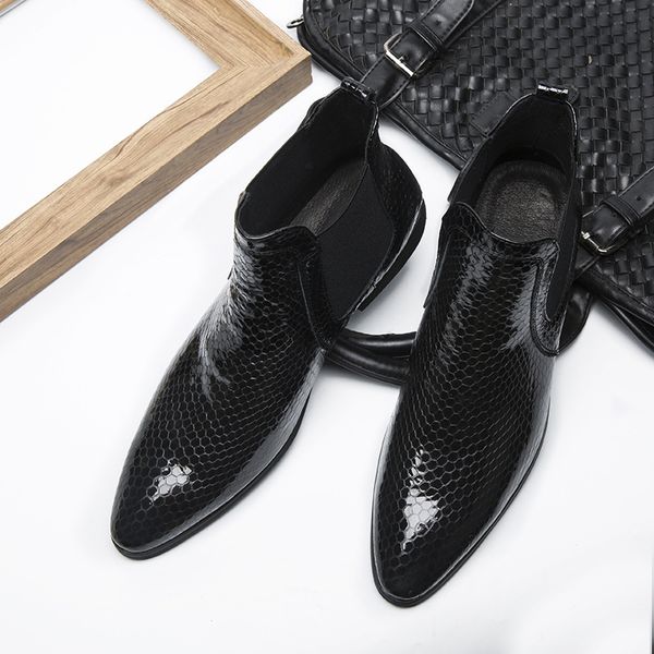 ankle men boots pointed toe patent cowhide boots work genuine leather genuine leather comfortable, Black
ankle men boots pointed toe patent cowhide boots work genuine leather genuine leather comfortable, Black