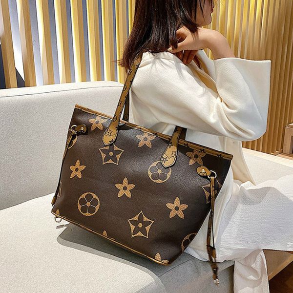 flowers print leather classic pattern fashion brand bohemian style 2020 woman shoulder tote bags women beach shopping bag
flowers print leather classic pattern fashion brand bohemian style 2020 woman shoulder tote bags women beach shopping bag