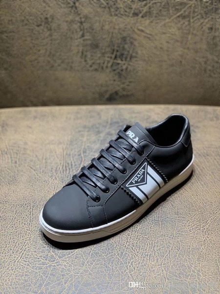 low-cut flat-bottom leather sneakers, quality brand-name shoes, level designer design, fashion, flat-bottom, comfortable trend,cc
low-cut flat-bottom leather sneakers, quality brand-name shoes, level designer design, fashion, flat-bottom, comfortable trend,cc