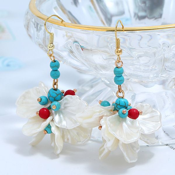 wholesale-stereo flower pearl earrings female european and american fashion turquoise earrings with atmospheric exaggeration earrings, Golden
wholesale-stereo flower pearl earrings female european and american fashion turquoise earrings with atmospheric exaggeration earrings, Golden