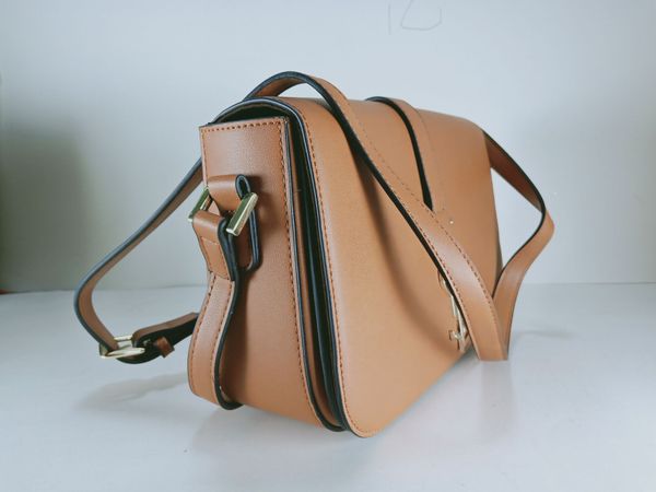 2021 new handbags gift bag leather luxury handbag women bags women messenger bags summer bag woman bags for handbags ing
2021 new handbags gift bag leather luxury handbag women bags women messenger bags summer bag woman bags for handbags ing