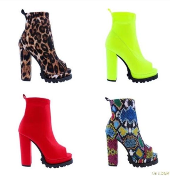 factory direct 2019 new autumn and winter women's zipper snake pattern waterproof platform high-heeled platform open toe low boo, Black
factory direct 2019 new autumn and winter women's zipper snake pattern waterproof platform high-heeled platform open toe low boo, Black