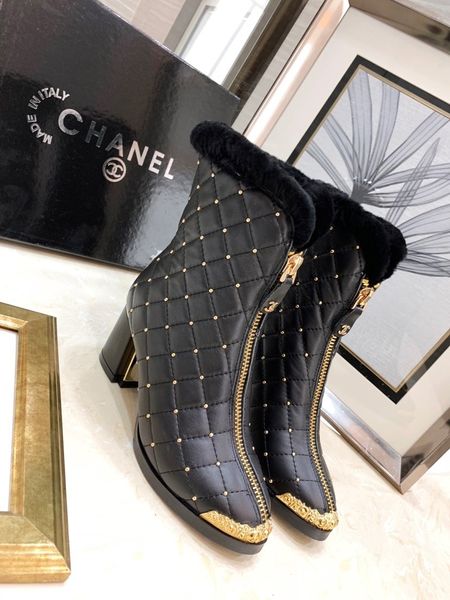 new luxury women's shoes fashion design brand slim winter women's boots height to the calf high heel plaid gold embellished, Black
new luxury women's shoes fashion design brand slim winter women's boots height to the calf high heel plaid gold embellished, Black