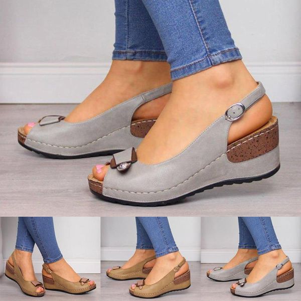 new women summer sandals leather flat sandals female flip flop casual beach shoes 2020 women plus size 35-43, Black
new women summer sandals leather flat sandals female flip flop casual beach shoes 2020 women plus size 35-43, Black