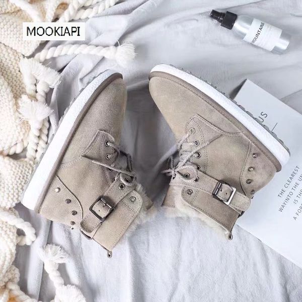 the latest snow boots of australian brand in 2020, real cowhide, 100% natural wool, classic and fashionable women's shoes, Black
the latest snow boots of australian brand in 2020, real cowhide, 100% natural wool, classic and fashionable women's shoes, Black