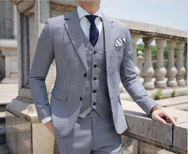 two buttons groomsmen notch lapel wedding groom tuxedos men suits wedding/prom/dinner man blazer(jacket+tie+vest+pants) 1233, Black;gray
two buttons groomsmen notch lapel wedding groom tuxedos men suits wedding/prom/dinner man blazer(jacket+tie+vest+pants) 1233, Black;gray