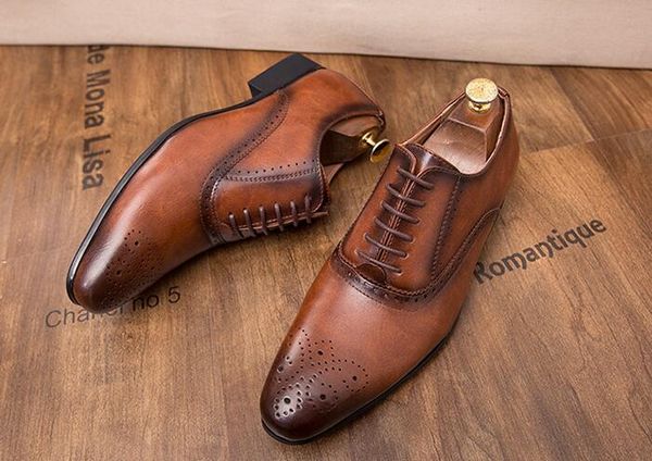 British Retro designer men's pointed flats lace-up dress shoes male Brogue Wedding Homecoming Prom Formal shoes for man
British Retro designer men's pointed flats lace-up dress shoes male Brogue Wedding Homecoming Prom Formal shoes for man