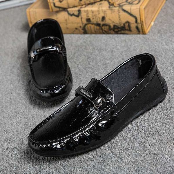 2020 new spring men's shoes wild personality loafers korean trend men's casual driving beanie leather shoes, Black
2020 new spring men's shoes wild personality loafers korean trend men's casual driving beanie leather shoes, Black