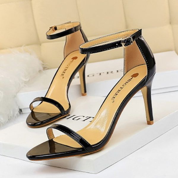 sandals european and american style fashion simple open-toe belt shoes high-heeled patent leather sexy, Black
sandals european and american style fashion simple open-toe belt shoes high-heeled patent leather sexy, Black