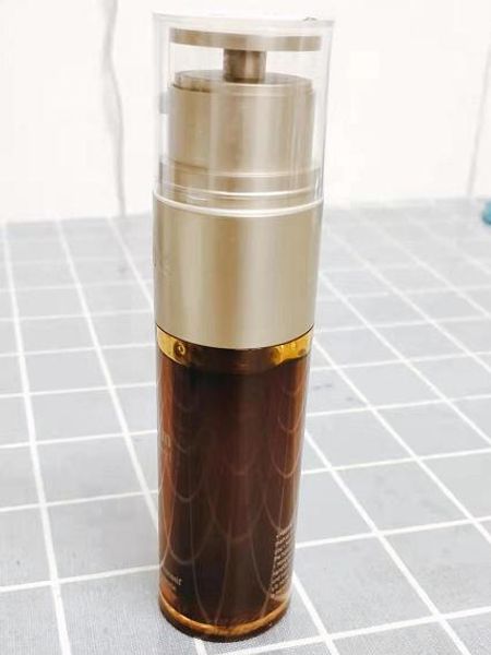 top quality paris double serum спиртового липидного система traitement complet intensif лица essence 50ml
top quality paris double serum спиртового липидного система traitement complet intensif лица essence 50ml