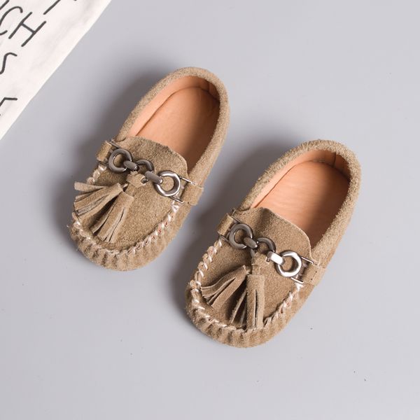 2016 child genuine leather moccasins boys girls child single shoes children baby 1 - 3 years old spring autumn pedal, Black;grey
2016 child genuine leather moccasins boys girls child single shoes children baby 1 - 3 years old spring autumn pedal, Black;grey