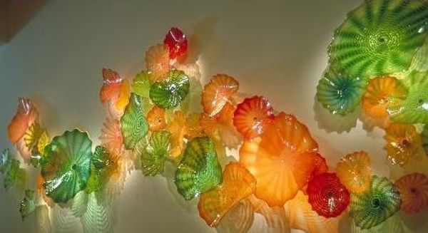 latest style hand blown lamps hanging plate well design murano glass wall art decorative plates
latest style hand blown lamps hanging plate well design murano glass wall art decorative plates