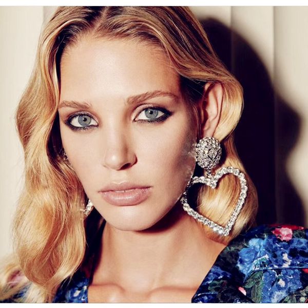 new design rhinestone big heart pendant women dangle earrings accessories fashion girls' statement earrings jewelry sale, Golden
new design rhinestone big heart pendant women dangle earrings accessories fashion girls' statement earrings jewelry sale, Golden