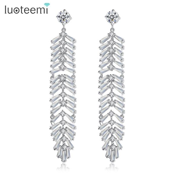 luoteemi fashionable sparkling leaf shape long dangle drop earrings for women girls dating wedding with clear cz brincos, Silver
luoteemi fashionable sparkling leaf shape long dangle drop earrings for women girls dating wedding with clear cz brincos, Silver
