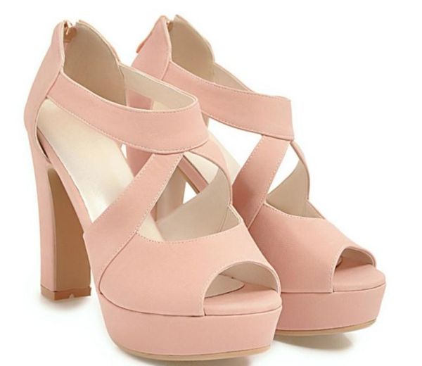 2019 fashion women's sandals in summer with new style high heel coarse heel waterproof table, Black
2019 fashion women's sandals in summer with new style high heel coarse heel waterproof table, Black