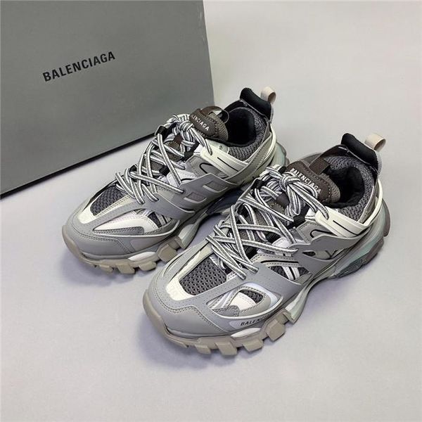 paris dad shoes three generations 3.0 men and women couples led lights glow popular women's shoes casual men's shoes 04, Black
paris dad shoes three generations 3.0 men and women couples led lights glow popular women's shoes casual men's shoes 04, Black