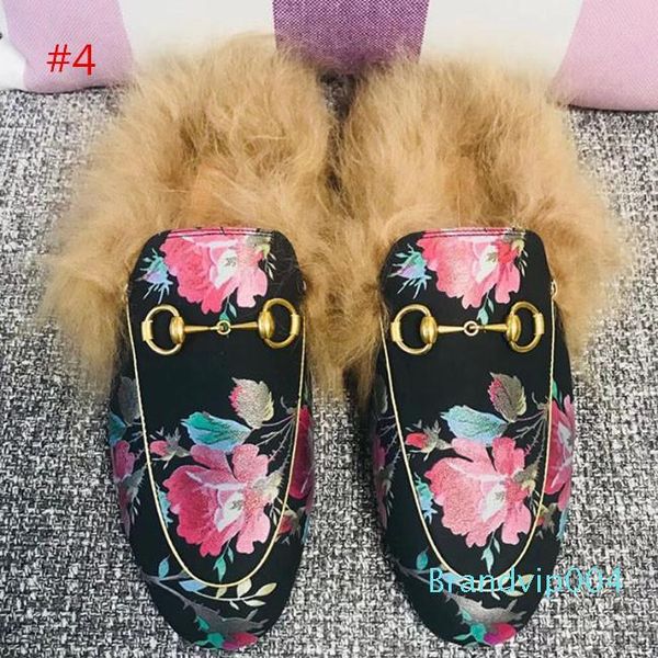 2019 women fur slippers mules flats suede mule shoes designer fashion genuine leather loafers shoes metal chain ladies casual, Black
2019 women fur slippers mules flats suede mule shoes designer fashion genuine leather loafers shoes metal chain ladies casual, Black
