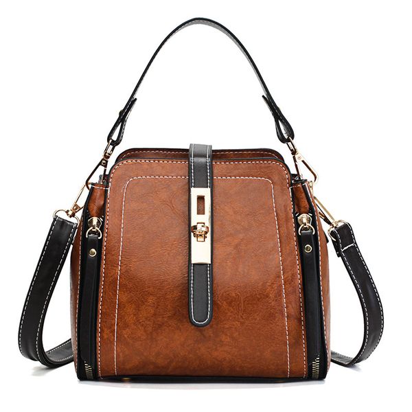 women's shoulder bag famous designer flap new large capacity bucket women's bag fashion retro european style oil wax skin
women's shoulder bag famous designer flap new large capacity bucket women's bag fashion retro european style oil wax skin