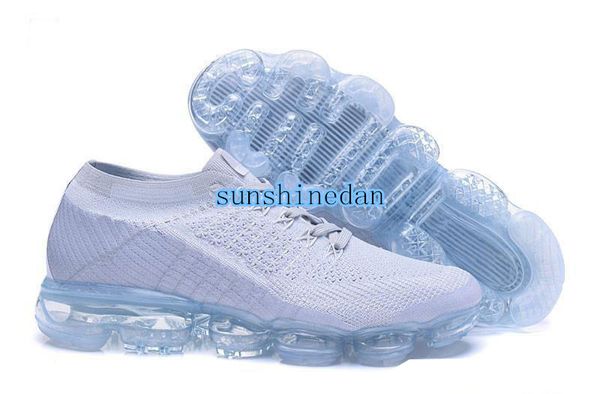 2019 kids designer shoes mesh breathable childrens basketball shoes chaussures enfant run sport boys girls trainers sizes eu28-35, Black
2019 kids designer shoes mesh breathable childrens basketball shoes chaussures enfant run sport boys girls trainers sizes eu28-35, Black