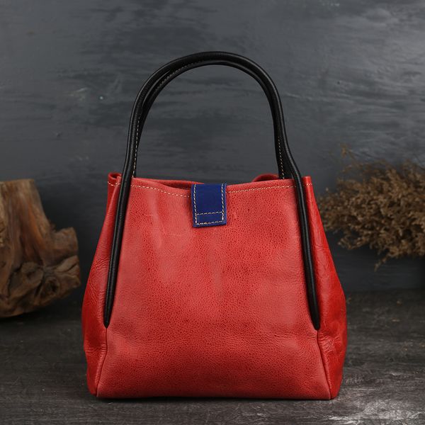 2019 new leather women's bag layer leather retro solid color bucket bag women's one shoulder small bag
2019 new leather women's bag layer leather retro solid color bucket bag women's one shoulder small bag