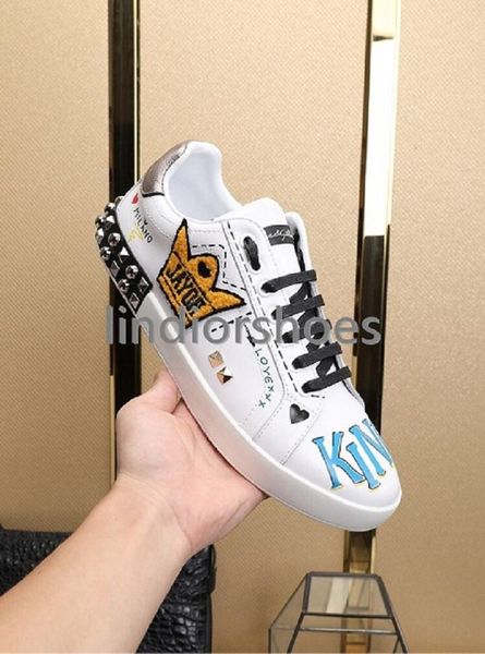 2020 women comfort casual shoes king of love fashion luxury designer chaussures designer luxury hand, Black;red
2020 women comfort casual shoes king of love fashion luxury designer chaussures designer luxury hand, Black;red