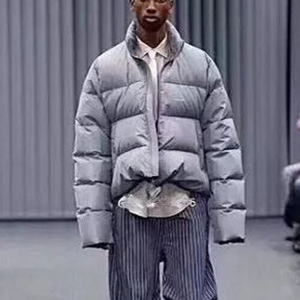 2019 winter new brand mens down coats thick jacket warm outwear oversized designer parka windbreaker duck down luxury b101178l, Black
2019 winter new brand mens down coats thick jacket warm outwear oversized designer parka windbreaker duck down luxury b101178l, Black