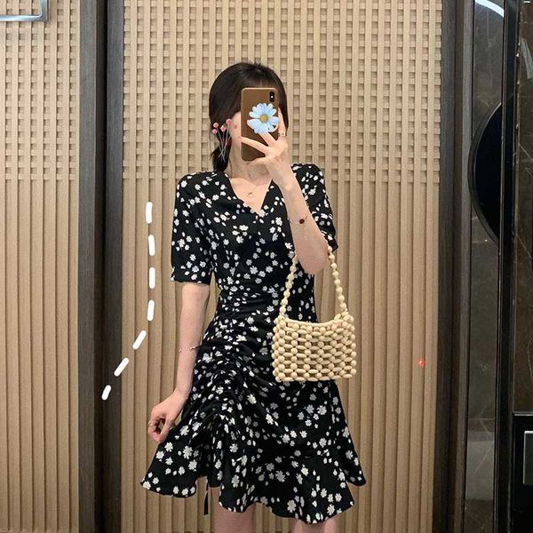 plus size 4xl dress women 2020 summer v-neck short sleeve female vestidos print elegant dress brand bohemian brand robe new, Black;gray
plus size 4xl dress women 2020 summer v-neck short sleeve female vestidos print elegant dress brand bohemian brand robe new, Black;gray