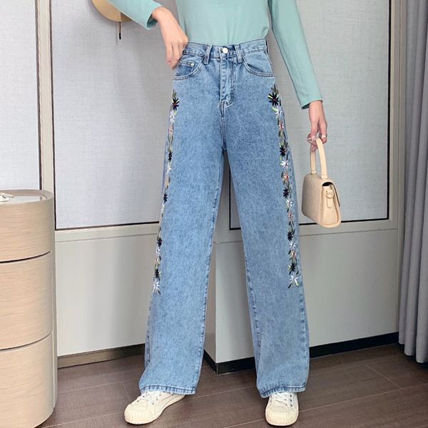 new jeans for women 2020 autumn pants vintage floral embroidered jeans loose high waist washed casual trousers female, Blue
new jeans for women 2020 autumn pants vintage floral embroidered jeans loose high waist washed casual trousers female, Blue