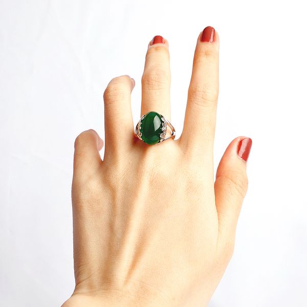 vintage rings 925 silver jewelry oval shaped red yellow green big gem open ring for female weddings party gifts adjustable, Slivery;golden
vintage rings 925 silver jewelry oval shaped red yellow green big gem open ring for female weddings party gifts adjustable, Slivery;golden