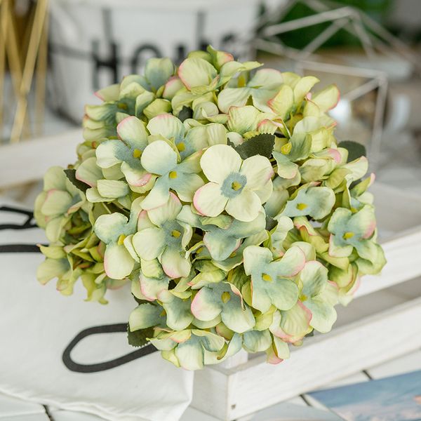 6 head 8 color retro simulation hydrangea bouquet flower home wedding decoration
6 head 8 color retro simulation hydrangea bouquet flower home wedding decoration
