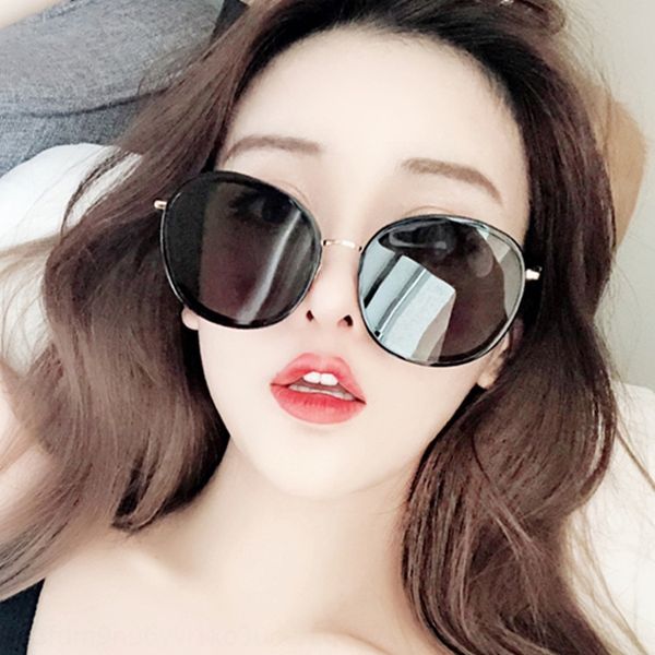 round frame metal men's and women's all-match colorful sun sunglasses personalized sun glasses, White;black
round frame metal men's and women's all-match colorful sun sunglasses personalized sun glasses, White;black