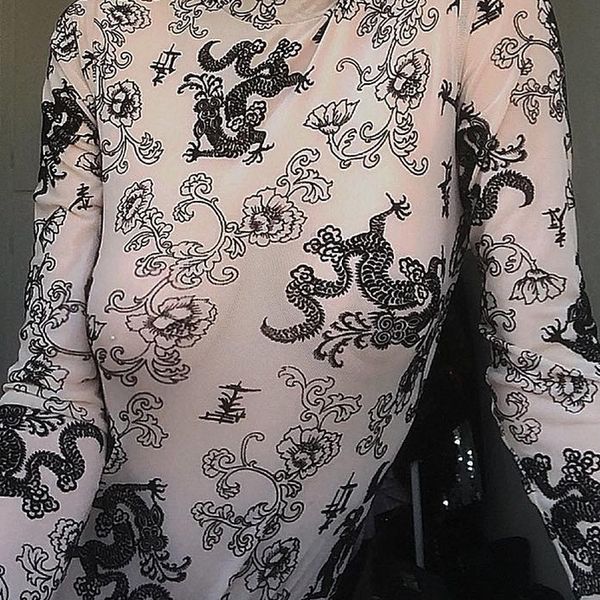 europe and america gauze transparent long sleeve onesie women's summer 2019 new products dragon design printed shirt t-shirt hot, White
europe and america gauze transparent long sleeve onesie women's summer 2019 new products dragon design printed shirt t-shirt hot, White