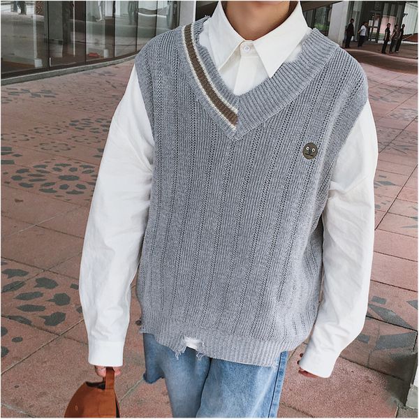 2018 autumn and winter port wind v-neck cartoon embroidery sweater vest couple students black / gray / khaki -2xl, White;black
2018 autumn and winter port wind v-neck cartoon embroidery sweater vest couple students black / gray / khaki -2xl, White;black