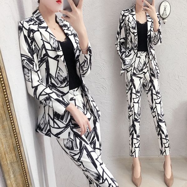 spring print 2 piece set women office work ensemble femme deux pieces retro jacket&pants ol conjunto feminino woman suit, White
spring print 2 piece set women office work ensemble femme deux pieces retro jacket&pants ol conjunto feminino woman suit, White