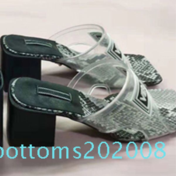 luxury jelly designer slippers pvc transparent slipper high heel sandals slides upper leather contrast color serpentine beach woman 42 r08, Black
luxury jelly designer slippers pvc transparent slipper high heel sandals slides upper leather contrast color serpentine beach woman 42 r08, Black