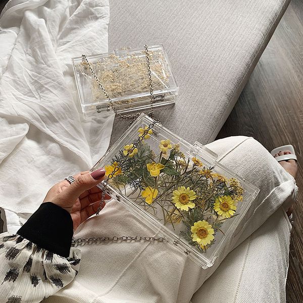 transparent pvc jelly women's shoulder bags creative pvc daisy chains messenger bag transparent jelly bag ladies messenger bags
transparent pvc jelly women's shoulder bags creative pvc daisy chains messenger bag transparent jelly bag ladies messenger bags