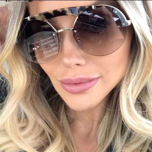 fashion luxury women designer round sun glasses vintage retro tortoiseshell round sunglasses women men shades, White;black
fashion luxury women designer round sun glasses vintage retro tortoiseshell round sunglasses women men shades, White;black