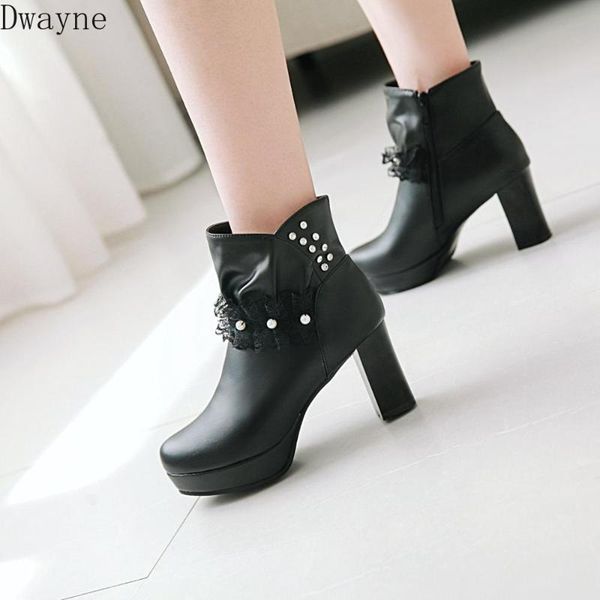 2020 autumn and winter new female sweet rhinestone lace edge waterproof platform short tube boots, Black
2020 autumn and winter new female sweet rhinestone lace edge waterproof platform short tube boots, Black