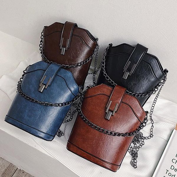 fashion bucket bag women's solid color large capacity leather shoulder bag messenger
fashion bucket bag women's solid color large capacity leather shoulder bag messenger