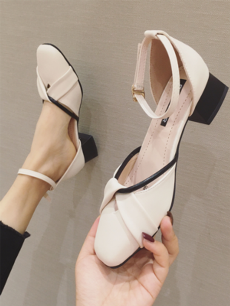 a word with women's shoes in the heel of the new korean version of wild square head gentle wind high heels, Black 
a word with women's shoes in the heel of the new korean version of wild square head gentle wind high heels, Black