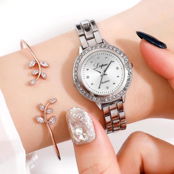 women bracelet watch rose gold magnetic rhinestone quartz watch gemstone flower diamond clock 2019, Slivery;brown
women bracelet watch rose gold magnetic rhinestone quartz watch gemstone flower diamond clock 2019, Slivery;brown