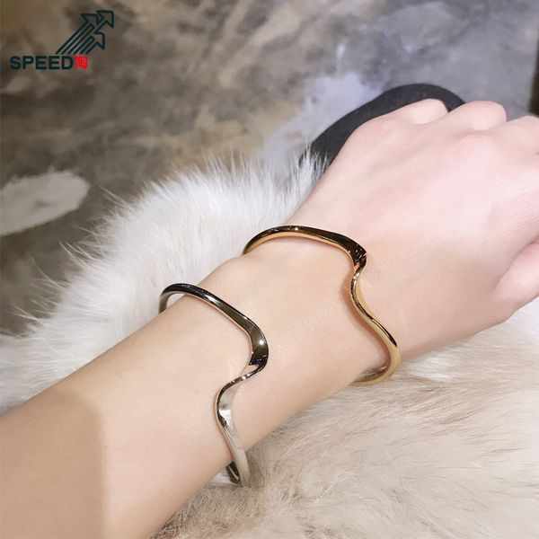 japan and south korea simple rose gold ripple bracelet women's alloy temperament wild silver color hand jewelry, Black
japan and south korea simple rose gold ripple bracelet women's alloy temperament wild silver color hand jewelry, Black