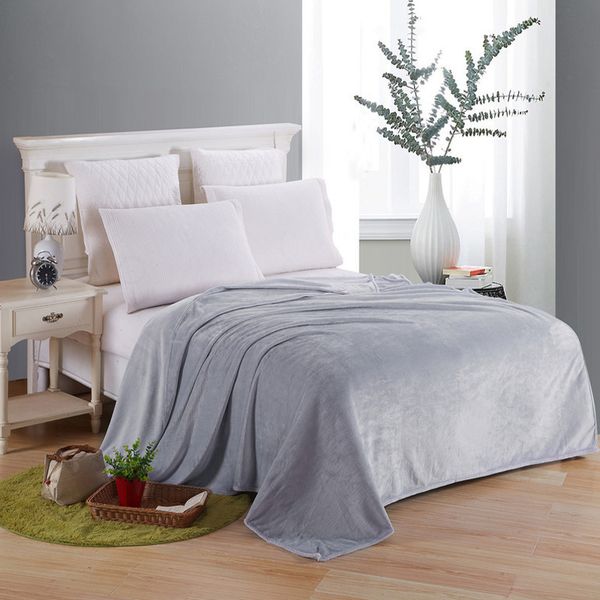 1 pcs coral fleece blanket super soft solid color warm 150x200cm for winter home 66cy
1 pcs coral fleece blanket super soft solid color warm 150x200cm for winter home 66cy