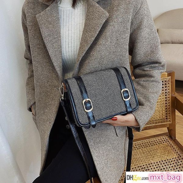 2020 способ качества китая марка сумки кожи messenger женщина кожа плечо stripes ремень сумка женщина с мешком основной yazi // 12 
2020 способ качества китая марка сумки кожи messenger женщина кожа плечо stripes ремень сумка женщина с мешком основной yazi // 12