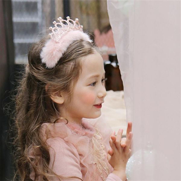 1pc lovely kids girl gift festival party crown headband hair band headwear bow pearl hair hoop christmas birthday headwear new
1pc lovely kids girl gift festival party crown headband hair band headwear bow pearl hair hoop christmas birthday headwear new