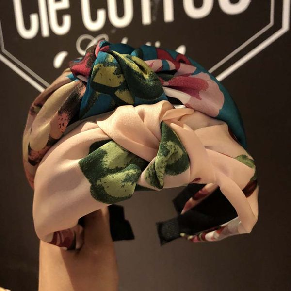 fashion women bohemian pretty big flower print knot hairbands vintage wide bowknot headwraps satin cross headbands
fashion women bohemian pretty big flower print knot hairbands vintage wide bowknot headwraps satin cross headbands