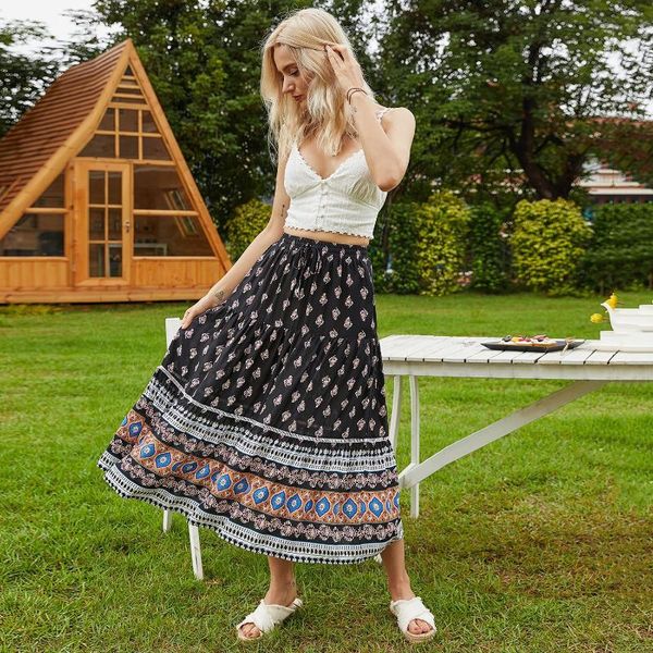 summer long skirt women fashion floral print fashion skirt stitching high waist loose female party nightclub plus size, Black
summer long skirt women fashion floral print fashion skirt stitching high waist loose female party nightclub plus size, Black