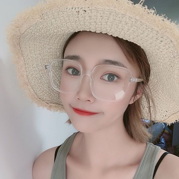 women glasses anti-blue light flat mirror glasses korean style square frame fashionable wild simple, White;black
women glasses anti-blue light flat mirror glasses korean style square frame fashionable wild simple, White;black