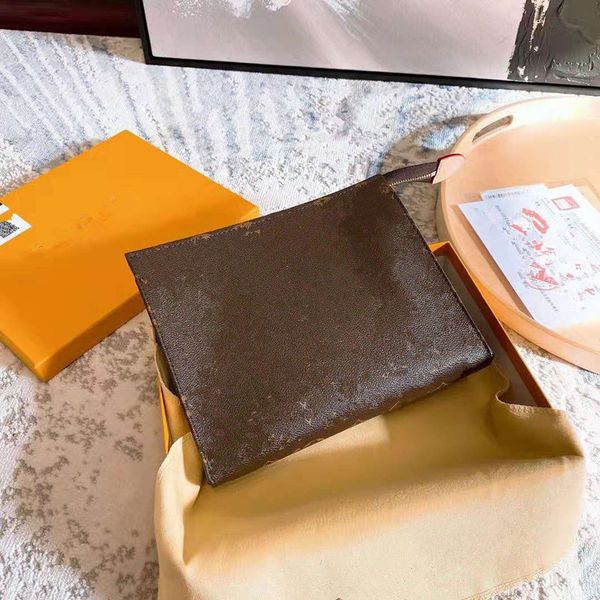 male handbags presbyopic hand bag hand caught the large capacity clip package with men and women wallet clutch the designer hand bags
male handbags presbyopic hand bag hand caught the large capacity clip package with men and women wallet clutch the designer hand bags