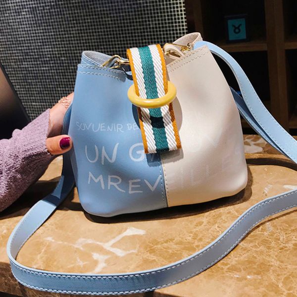 women handbags messenger bag new trendy shoulder bags bucket bag splice color lady fashion korean style mother and child package
women handbags messenger bag new trendy shoulder bags bucket bag splice color lady fashion korean style mother and child package
